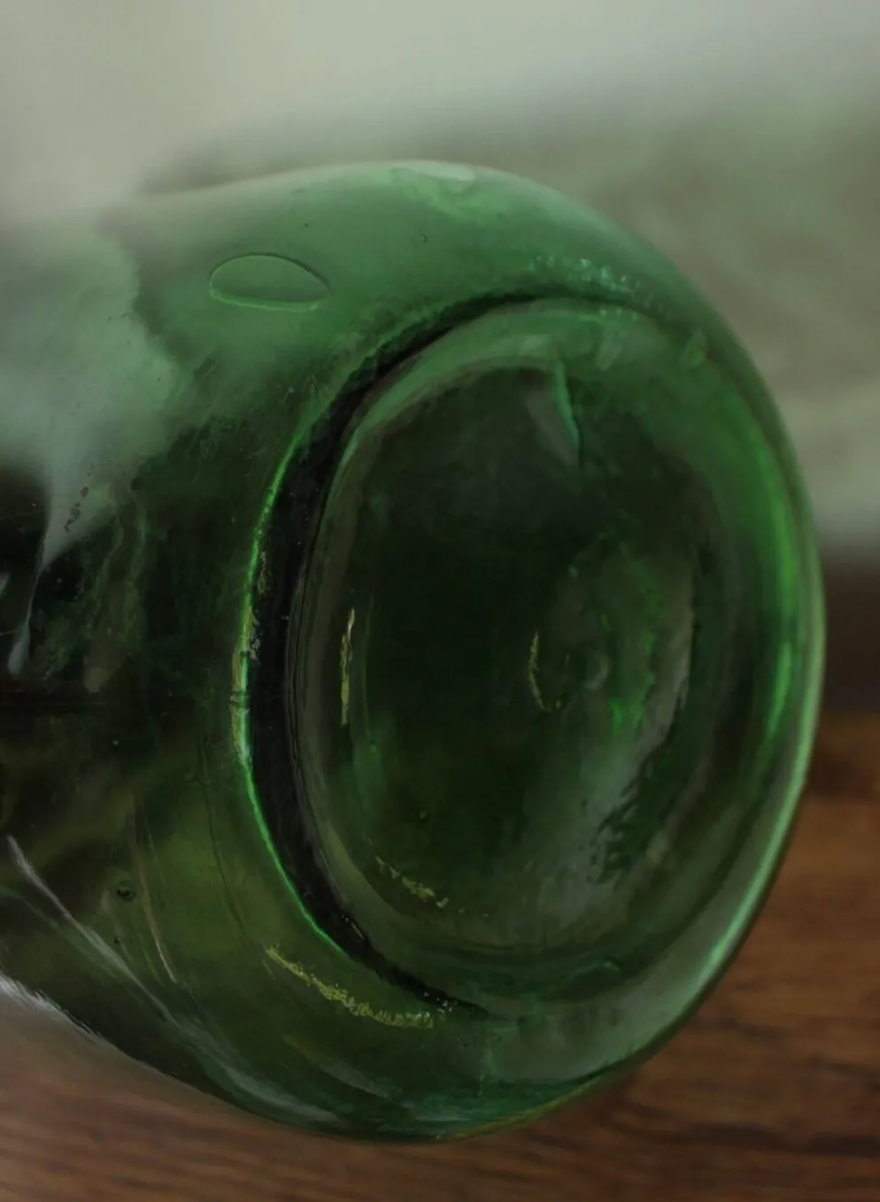 Dame jeanne Viresa Bonbonne en verre vert foncé