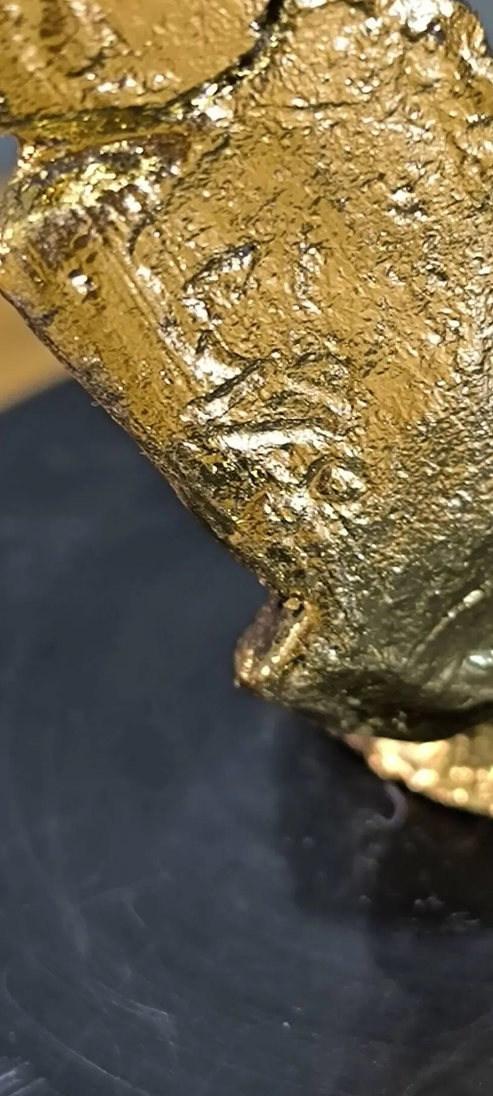 D’après Salvador Dalí – L’Épreuve du Temps – Bronze à la feuille d’or