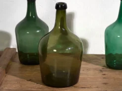 Demijohns verts anciens (c.1920). Ensemble de 3 pièces