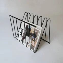 design François Arnal Atelier A un porte-revues Zigzag vintage 1970
