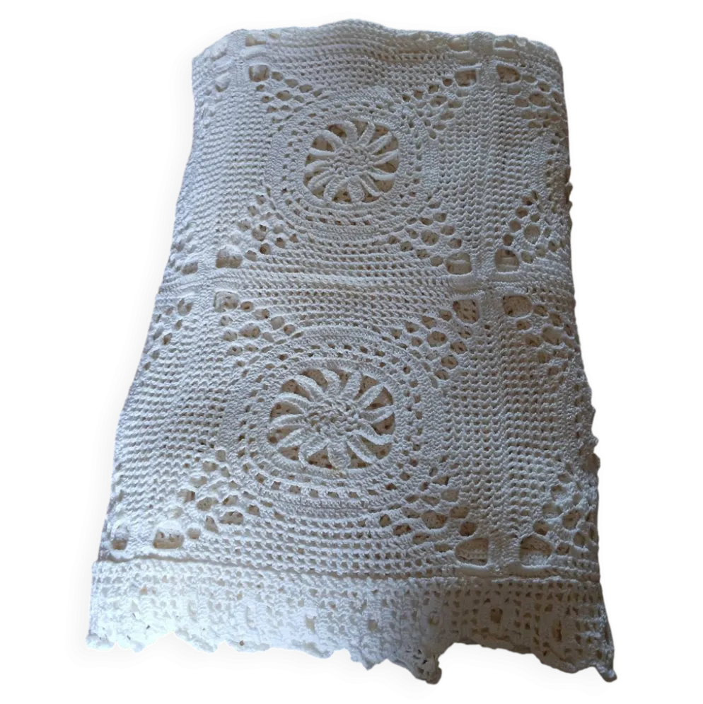 Dessus de lit ancien en crochet fait main