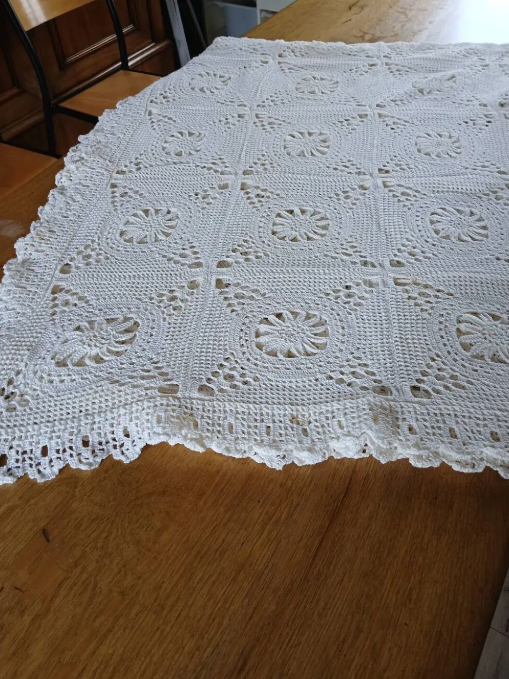 Dessus de lit ancien en crochet fait main