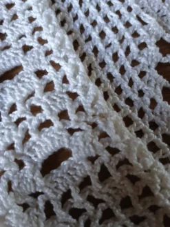 Dessus de lit ancien en crochet fait main
