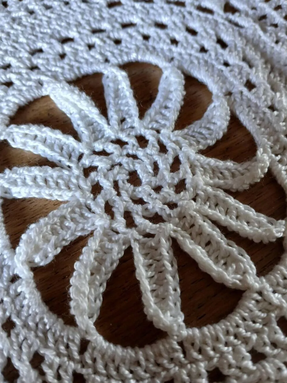Dessus de lit ancien en crochet fait main