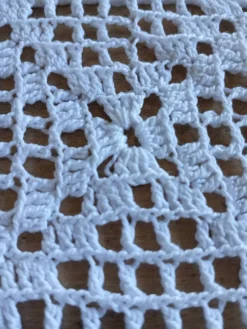 Dessus de lit ancien en crochet fait main