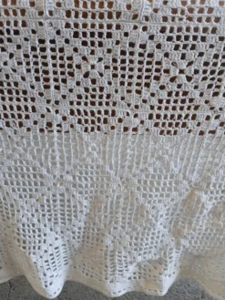 Dessus de lit ancien en crochet fait main