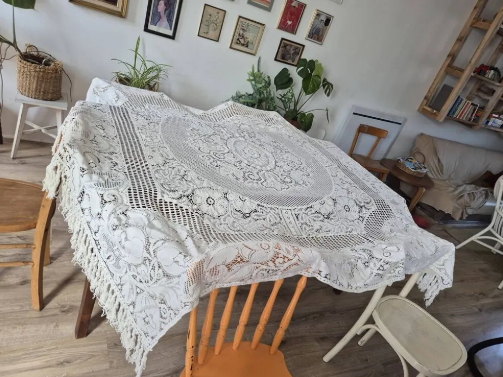 dessus de lit couverture vintage en crochet avec franges sur les bords