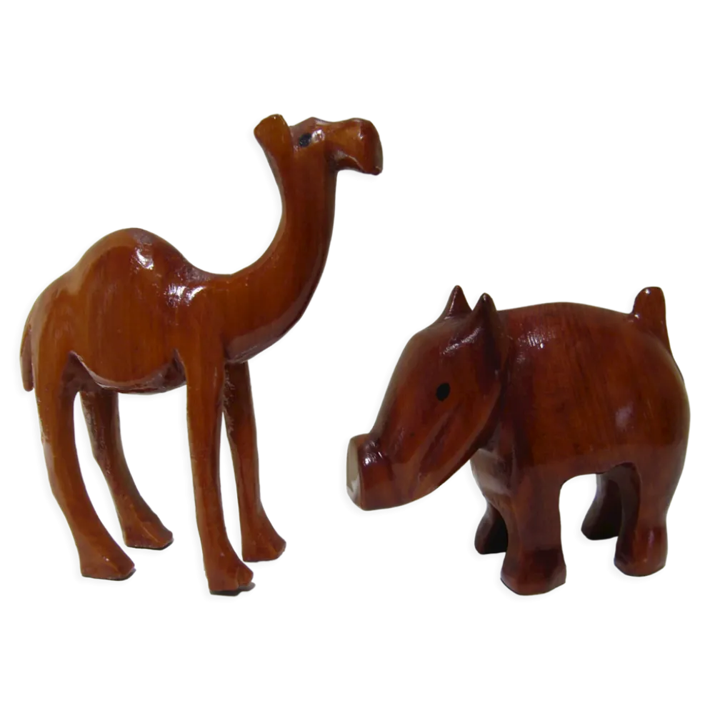 Deux animaux en bois