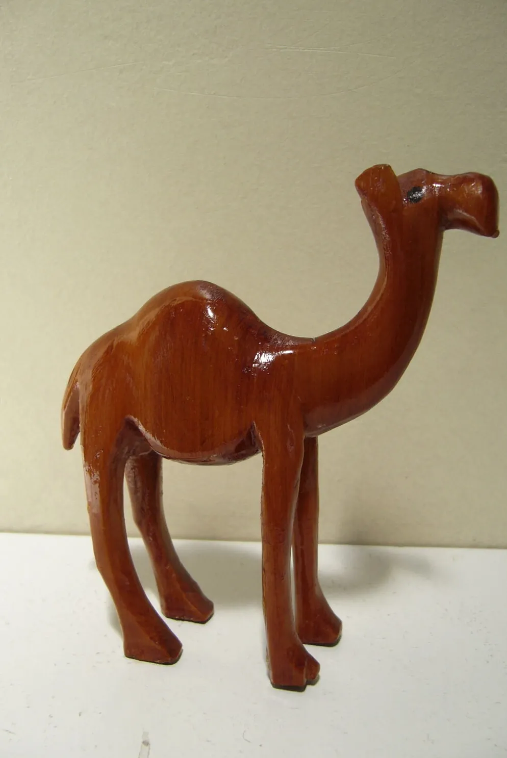 Deux animaux en bois