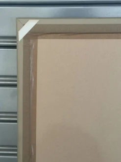 Deux Miroirs biseautés avec encadrement en finition effet or blanc vieilli