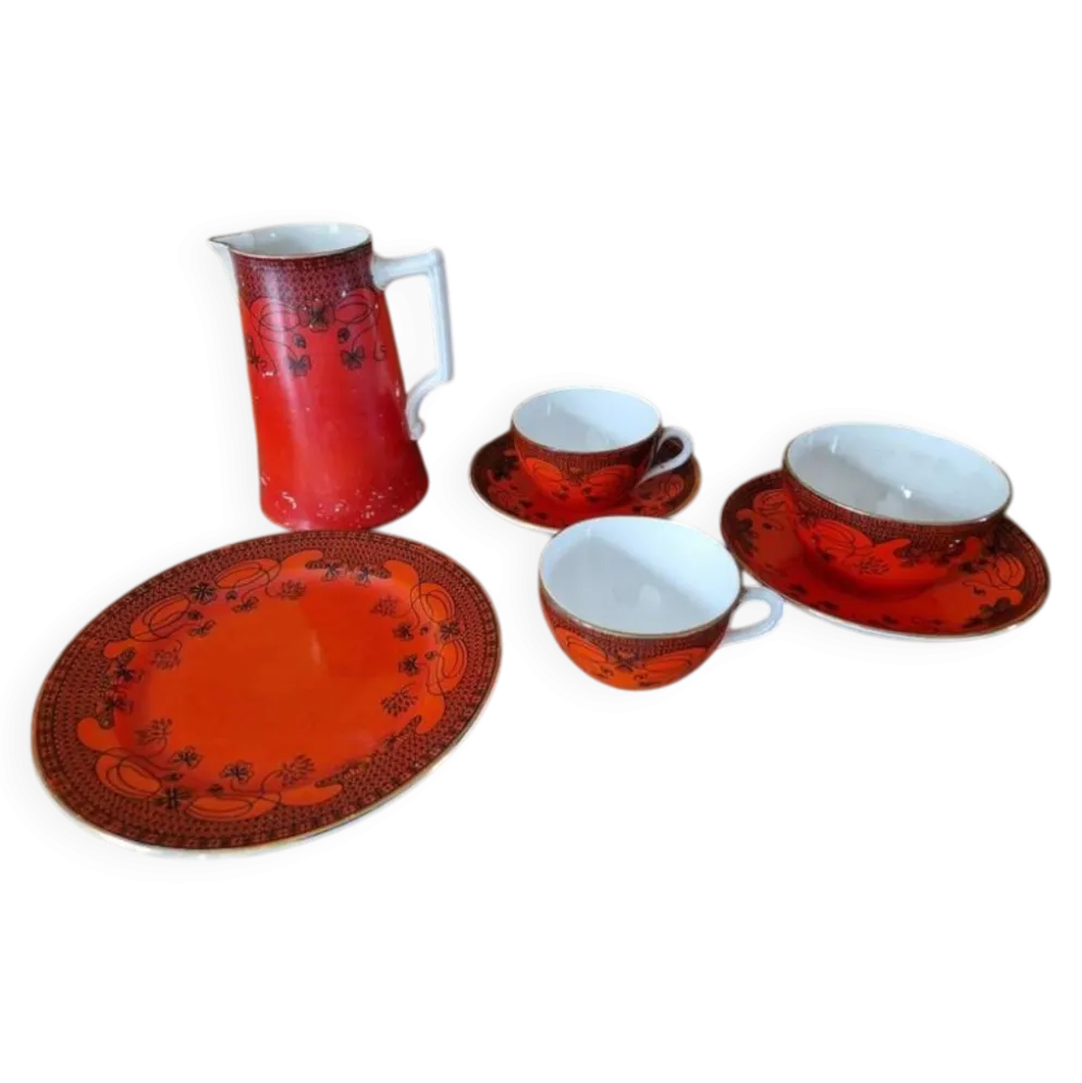 Digoin et Sarreguemines - Service de tasses en faience modèle Art Nouveau