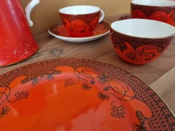 Digoin et Sarreguemines - Service de tasses en faience modèle Art Nouveau