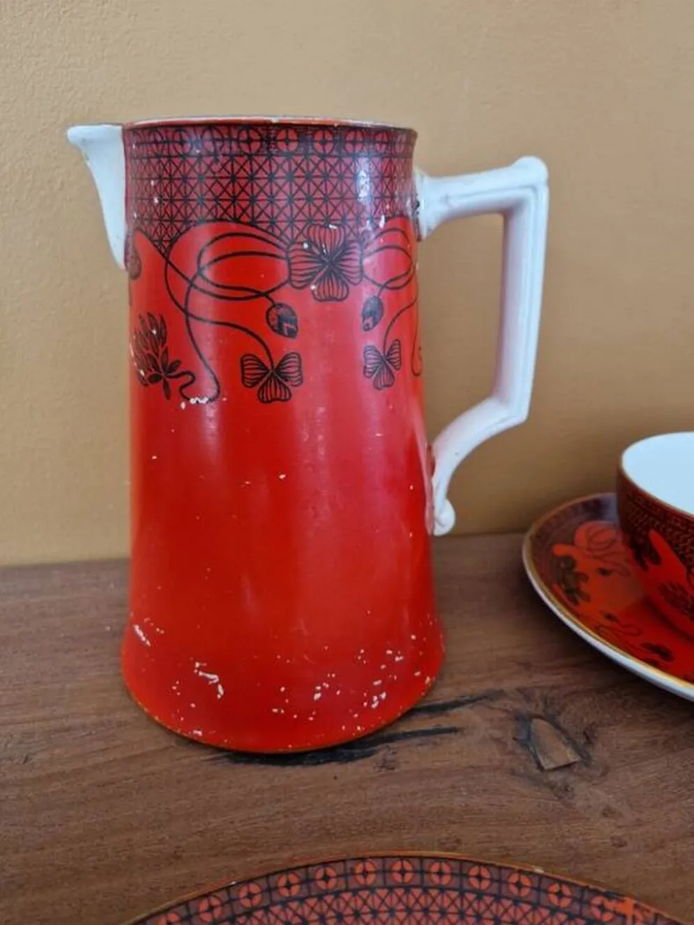 Digoin et Sarreguemines - Service de tasses en faience modèle Art Nouveau