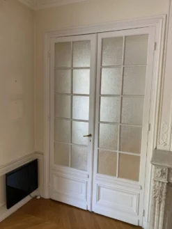Double porte haussmannienne vitrée en bois avec verre cathédrale - 245 cm