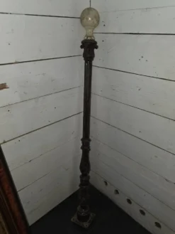 Départ d'escalier XIXè en fonte