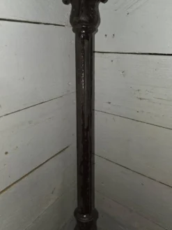 Départ d'escalier XIXè en fonte