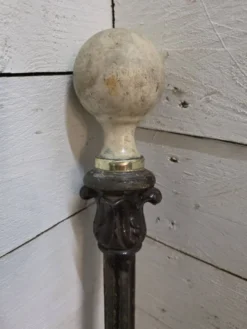 Départ d'escalier XIXè en fonte