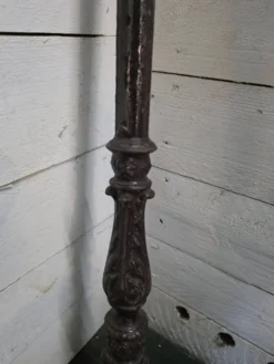 Départ d'escalier XIXè en fonte