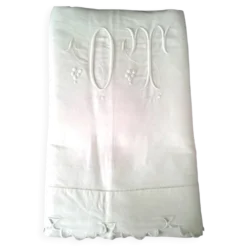 Drap ancien en lin monogrammé OT