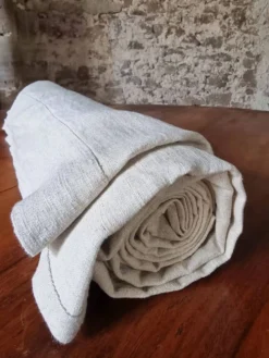 Drap ancien français tissé à la main – Lin naturel, début du 20ème siècle, 210 × 280 cm, 2 kg