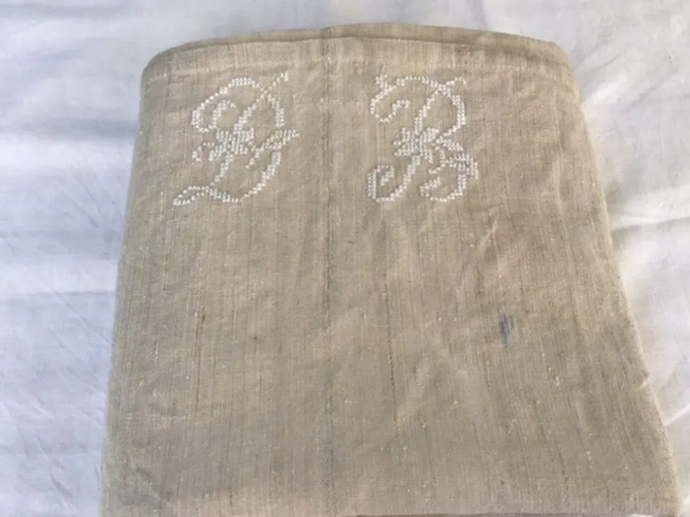 Drap de chanvre marqué « DB »