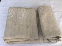 Drap de chanvre marqué « DB »