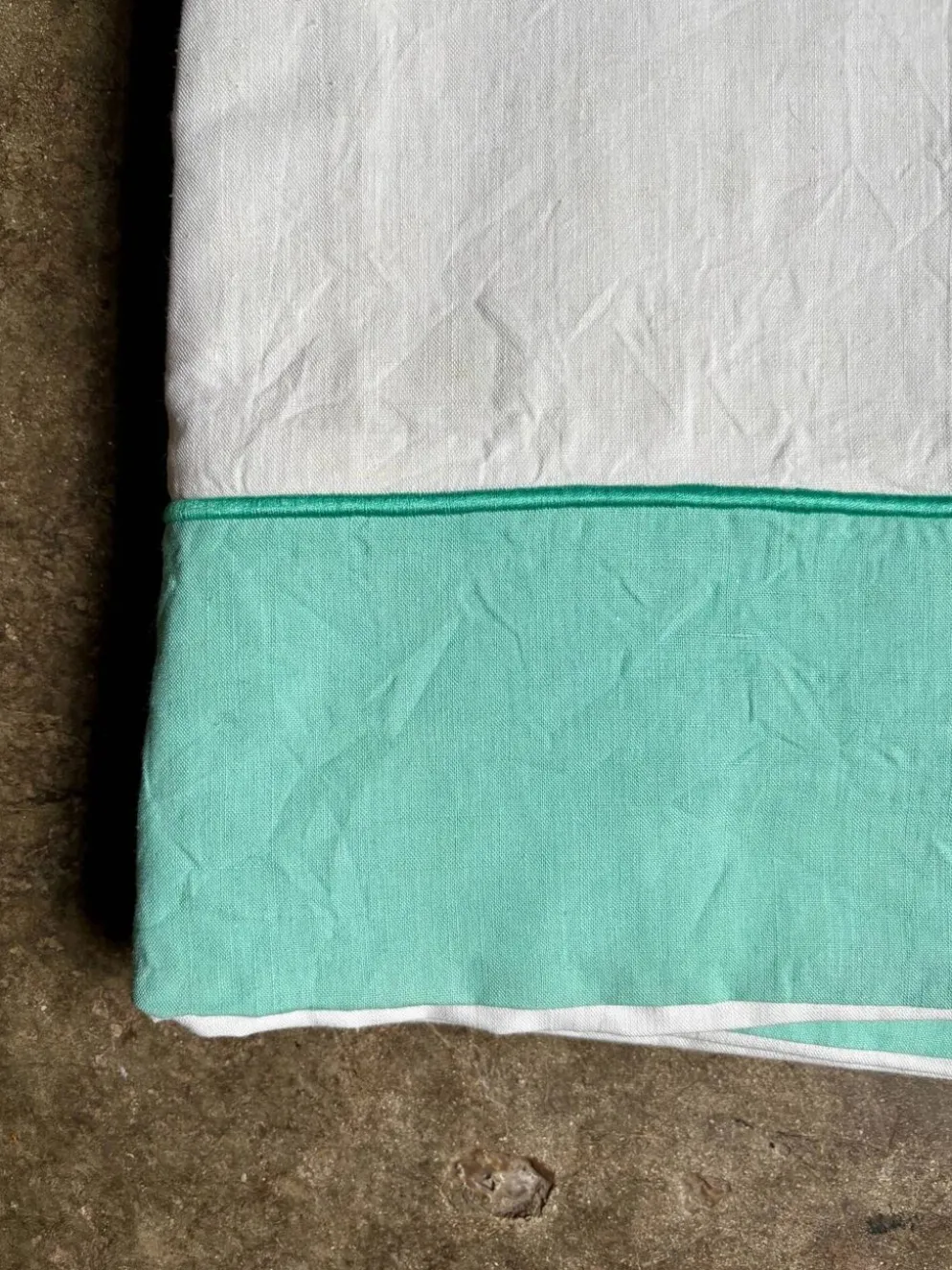 Drap et taies d'oreiller Descamps en coton vert et blanc ☐ 240 x 340 cm