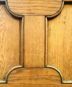Eléments de boiserie en chêne mouluré Art Déco XX siècle