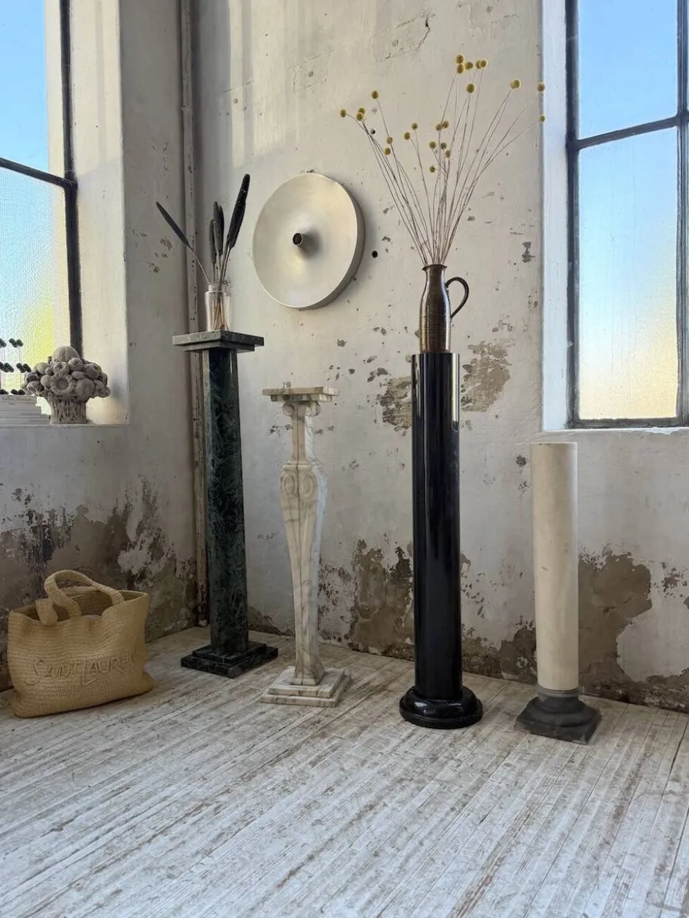 Ensemble 4 colonnes ou socles en marbre