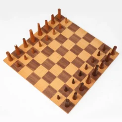 Ensemble d'échecs De Coene avec boîte d'origine attribué à Christophe Gevers, Belgique