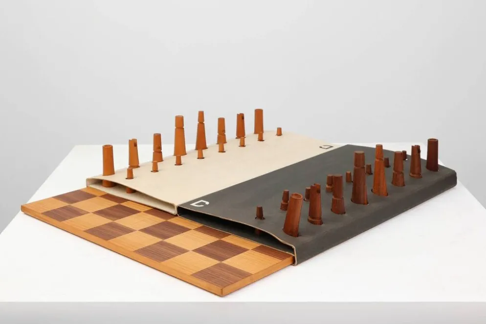Ensemble d'échecs De Coene avec boîte d'origine attribué à Christophe Gevers, Belgique