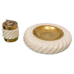 Ensemble de briquet et cendrier en céramique et laiton par Tommaso Barbi, Italie, années 1960.