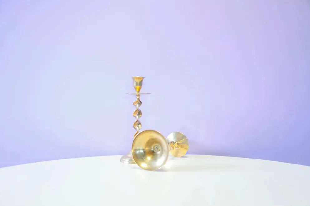 Ensemble de 2 candélabres en laiton torsadé