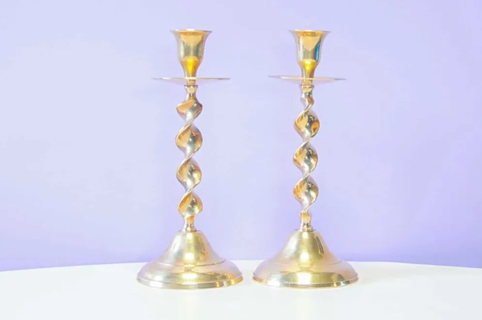 Ensemble de 2 candélabres en laiton torsadé