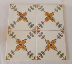 Ensemble de 4 carreaux portugais vintage 15x15 cm en majolique authentique peints à la main