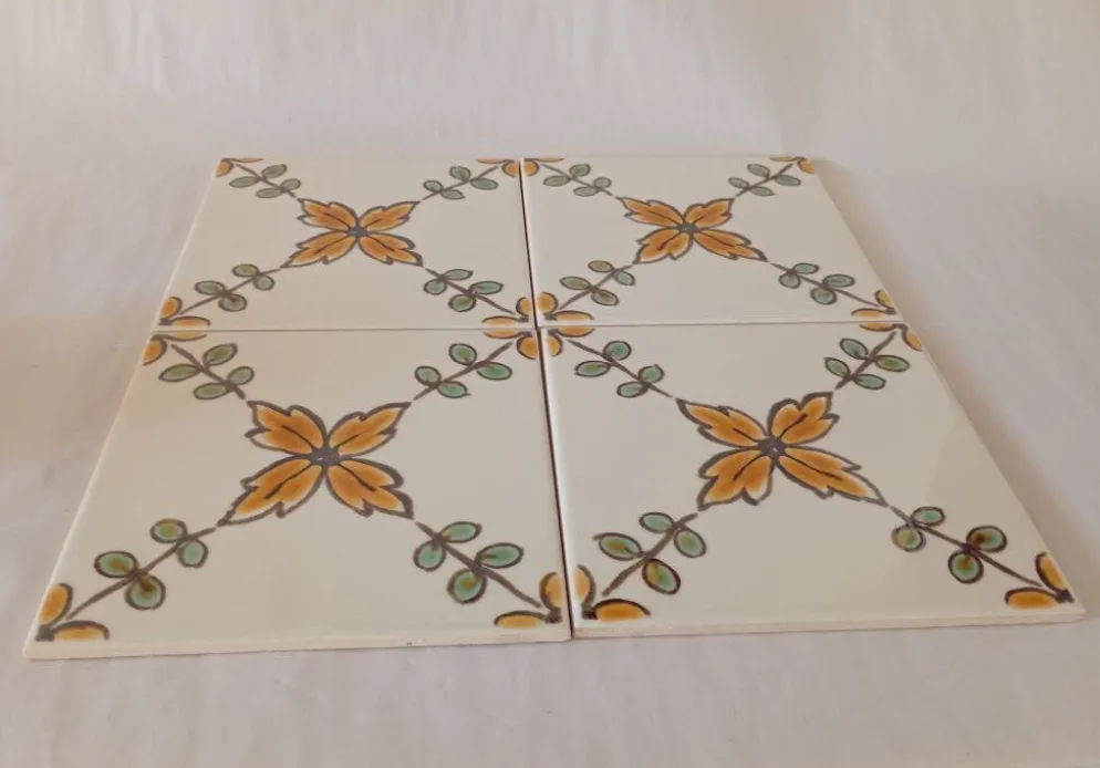 Ensemble de 4 carreaux portugais vintage 15x15 cm en majolique authentique peints à la main