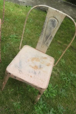 Ensemble de 3 chaises de bistrot / de jardin inspirées par le style art nouveau Tolix.
