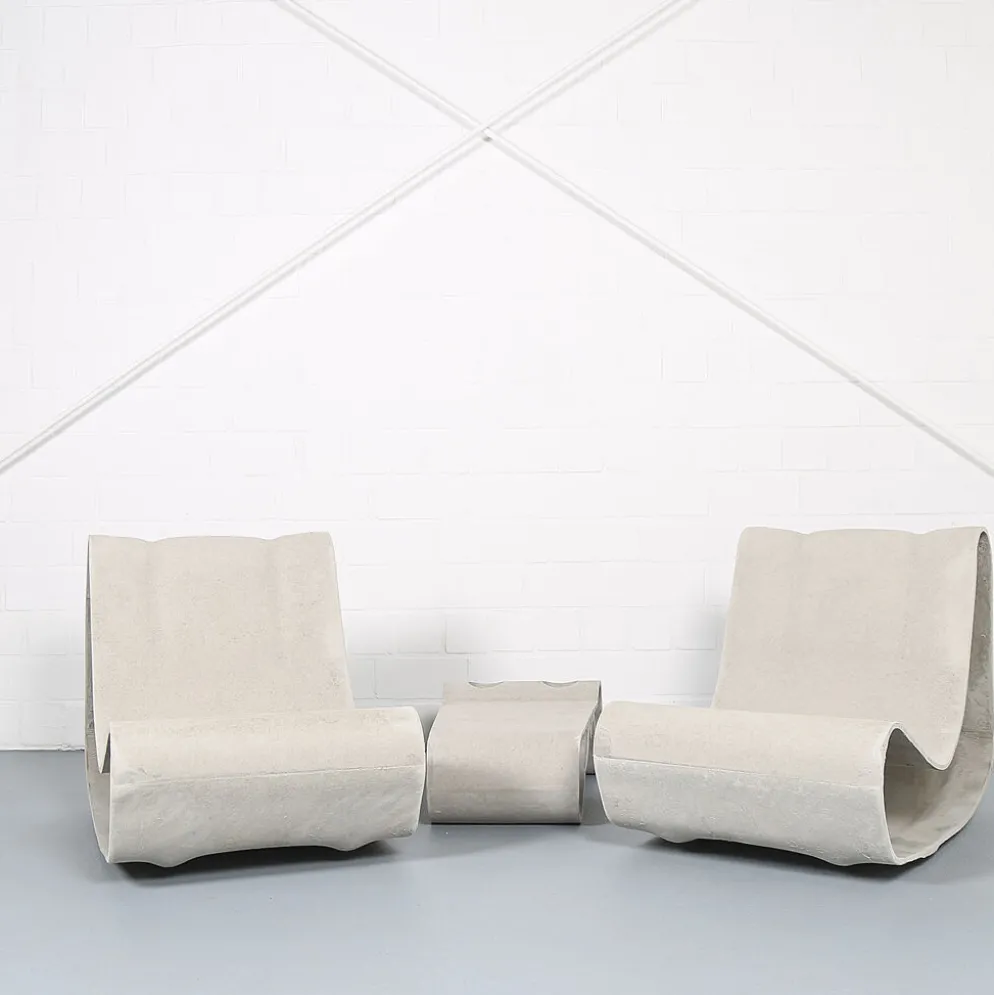 Ensemble de 2 chaises Loop et 1 table Loop Swisspearl/Eternit Willy Guhl