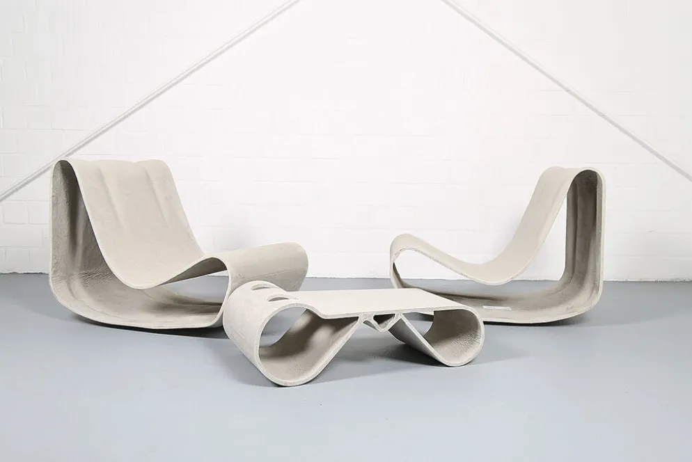 Ensemble de 2 chaises Loop et 1 table Loop Swisspearl/Eternit Willy Guhl