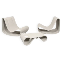 Ensemble de 2 chaises Loop et 1 table Loop Swisspearl/Eternit Willy Guhl