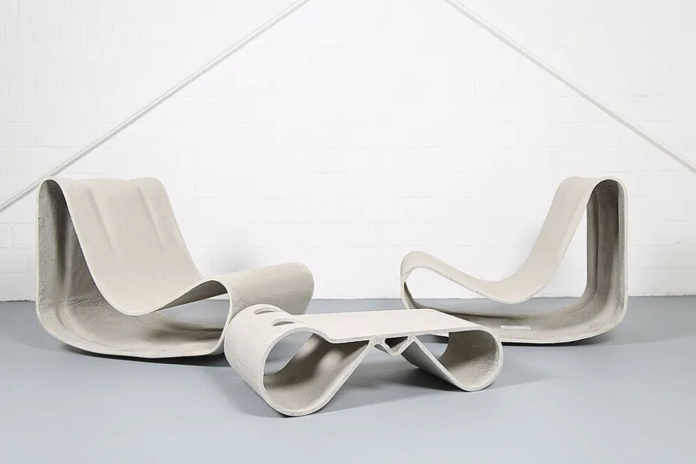 Ensemble de 2 chaises Loop et 1 table Loop Swisspearl/Eternit Willy Guhl
