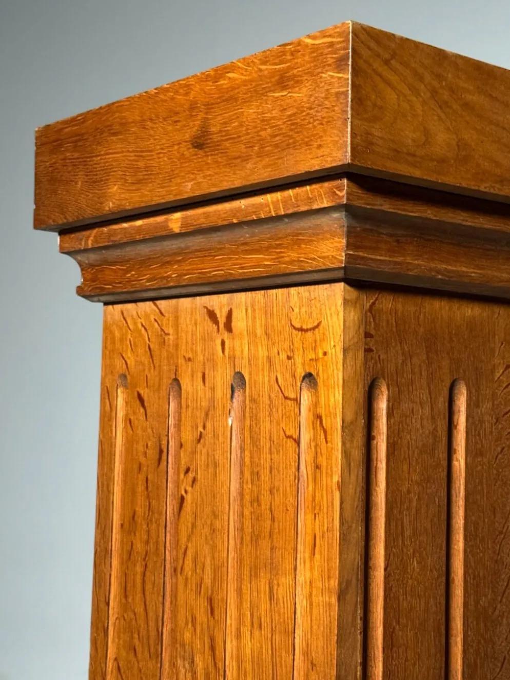 Ensemble de 2 colonnes en chêne massif