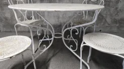 Ensemble de jardin en fer forgé, début du XXe siècle
