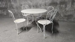 Ensemble de jardin en fer forgé, début du XXe siècle