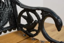 Ensemble de jardin en fonte victorien – Banc et deux fauteuils, Royaume-Uni, fin du 19e / début du 20e siècle