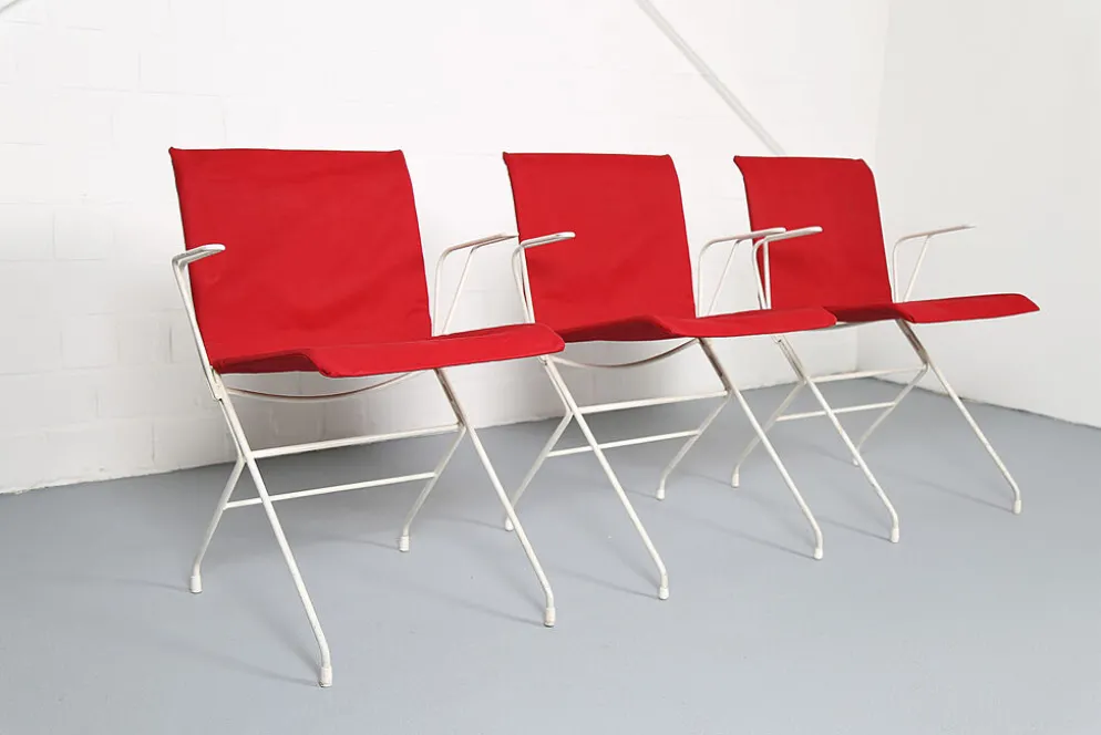 Ensemble de jardin vintage français des années 50 conçu par Raoul Guys (attribué) 3 chaises et une table.