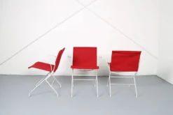Ensemble de jardin vintage français des années 50 conçu par Raoul Guys (attribué) 3 chaises et une table.