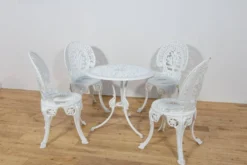 Ensemble de salle à manger de jardin en aluminium de style victorien, Royaume-Uni, années 1950