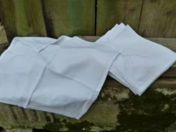 Ensemble de 6 serviettes anciennes 1900 en lin blanc damassé avec monogramme brodé main