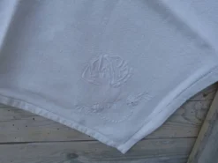 Ensemble de 6 serviettes anciennes 1900 en lin blanc damassé avec monogramme brodé main